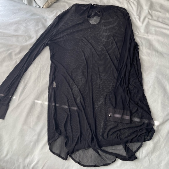 NEW  Iron Fist top - Picture 2 of 4